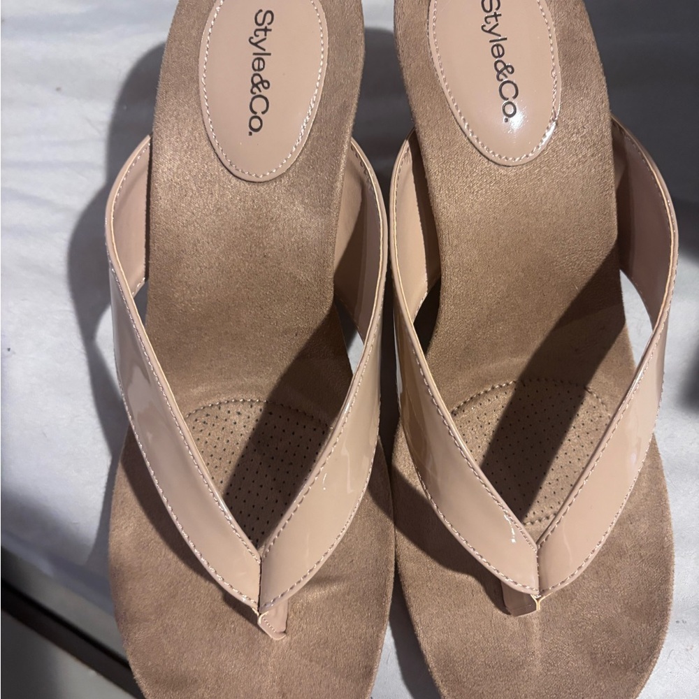 Style & Co. Tan Sandals with Thong Straps and Cushioned Sole